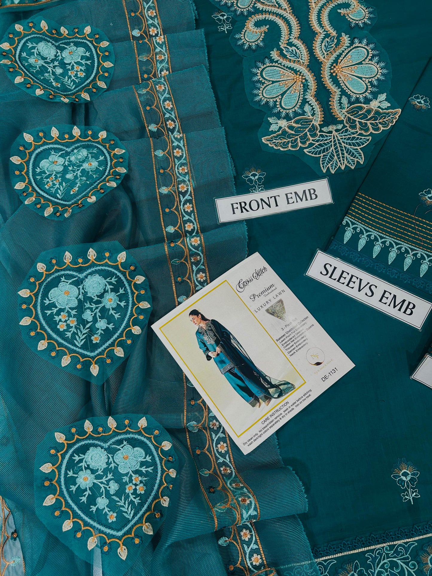 CROSS STICH | PREMIUM AIR-JET LAWN